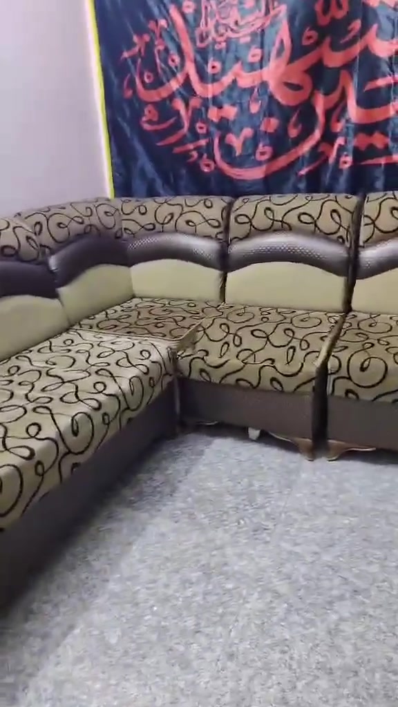 ديوان عشر مقاعد سعر ٢٥٠ عنوان الكاظميه الطي


**إذا كنت صاحب هذا الإعلان وتريد حذفه لأي سبب، رجاءا أرسل رسالة إلى الدعم الفني**