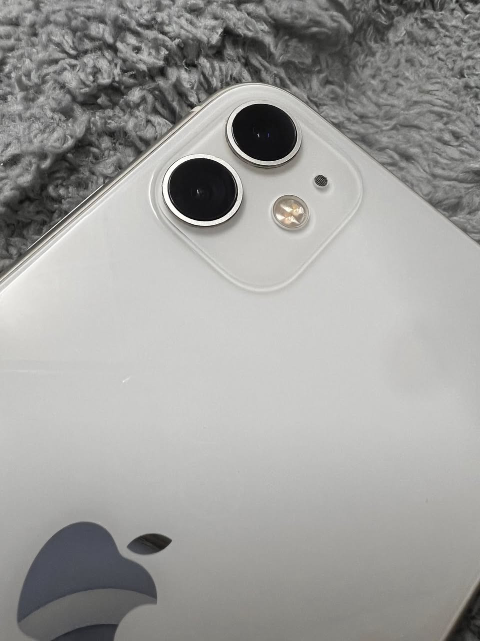 ١١ عادي
ذاكرة 128 دبل سيم 
بطارية 100 
مبدل بطاريه وشاشة تفليش نوعيه زينه 
الهوم مرات يشكل سعرو 180 وبي مجال


**إذا كنت صاحب هذا الإعلان وتريد حذفه لأي سبب، رجاءا أرسل رسالة إلى الدعم الفني**