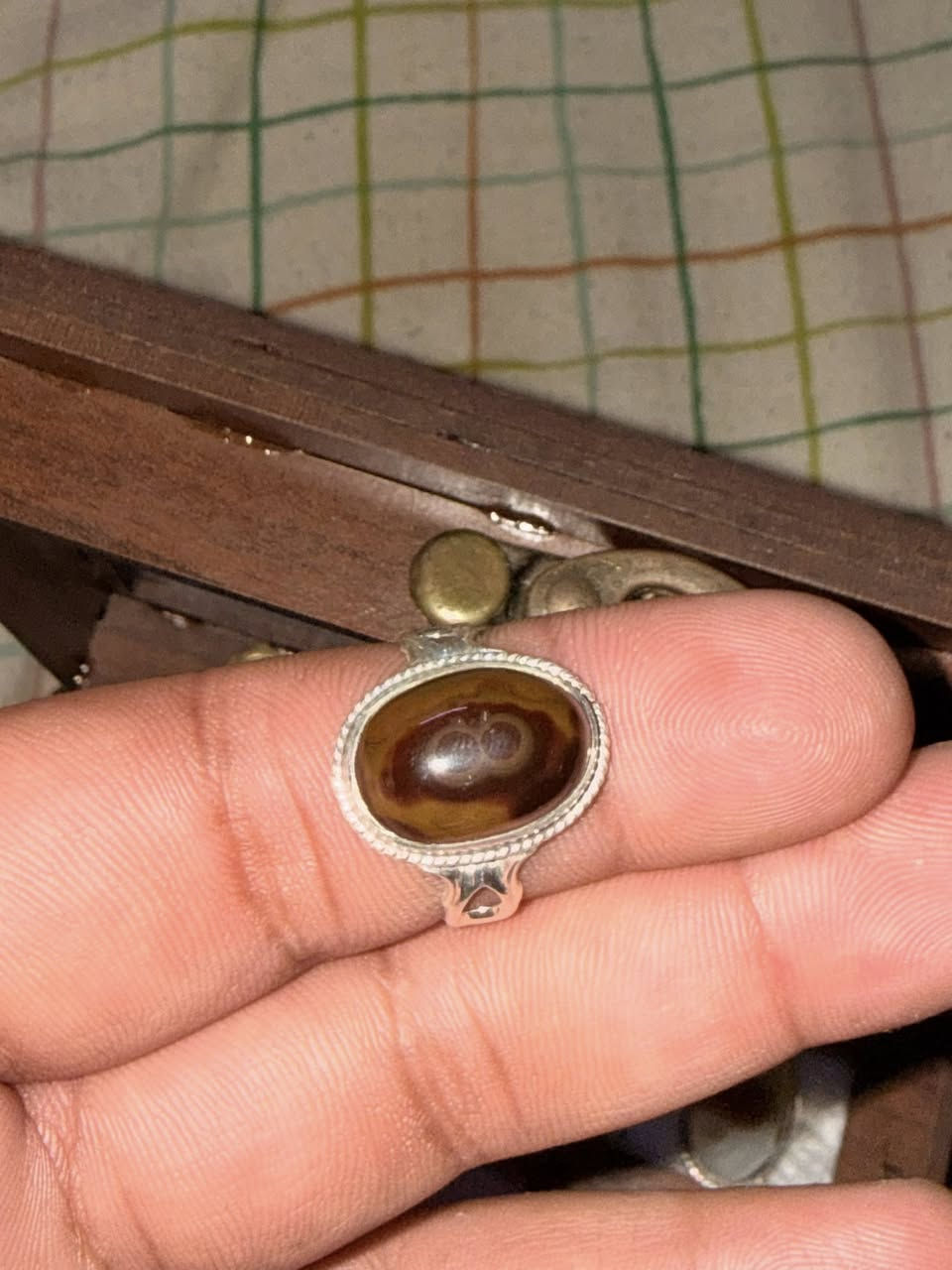 السلام عليكم
خواتم للبيع 
سعر الخاتم ٣٥ 
***********
