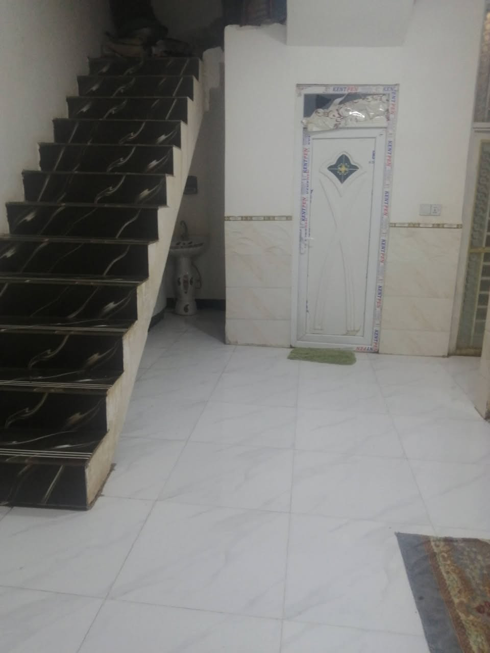 بيت للبيع ٢٠٠متر كربلاء المقدسة حولي ابو مهدي المهندس منطقة الشبانات لاستفسار أكثر الاتصال على الرقم ***********
