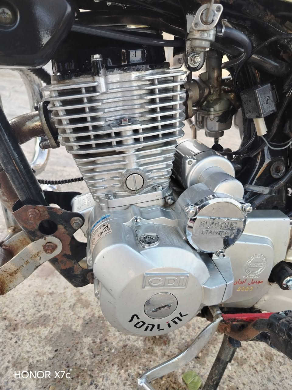 السلام عليكم للبيع او مراوس 

سولنك2023
محرك شرط ما مفتوح  دشبول الكتروني دبلات شغاله نشاط فولل لا صرف ولا بخار كهربايات كلها شغاله صالنصه صوت فول مال جناي مابي نقص  مكاني الزاب الشراي يتصل عل رقم***********
