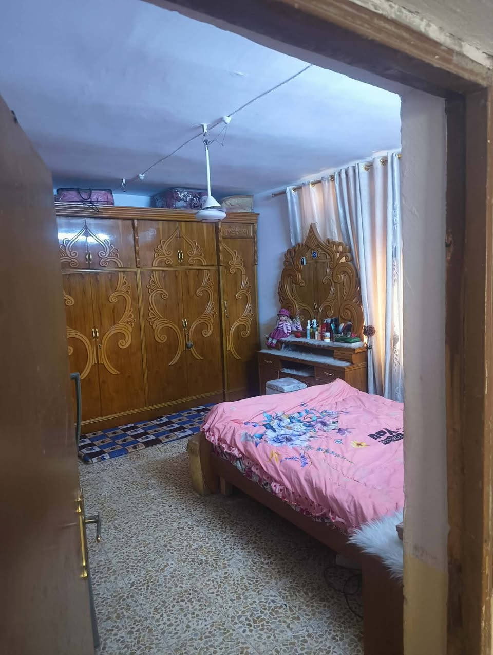 بيت 200م ترميم جديد بل عسكري قريب شارع 15مال البانزين خانه مال بانقيا يرهم نقد و مبادره الستفسار اكثر اتصل ع رقم ***********
