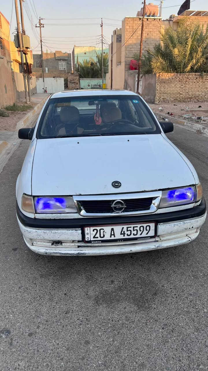 السلام عليكم اوبل فيكترا موديل 92 رقم ديالى سنويه مجدده لحد 2031هزه جديده حجم 16تخم تاير مكينه جديده كير عادي كهربائيات كله شغاله السعر 20وبيها مجال
***********
***********
