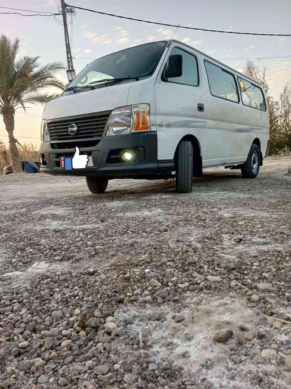 للبيع نيسان مديل 2010 مكفوله محرك وكير واكسن وتخم تاير وحداديه جديده ودوشمه كامله للتواصل ***********  سياره رقم كربلاء انكليزي رقم مميز مكاني كربلاء السعر 120 وبيه مجال قليل لمو شراي لا يعلق ولا يكسر بحلال العالم
