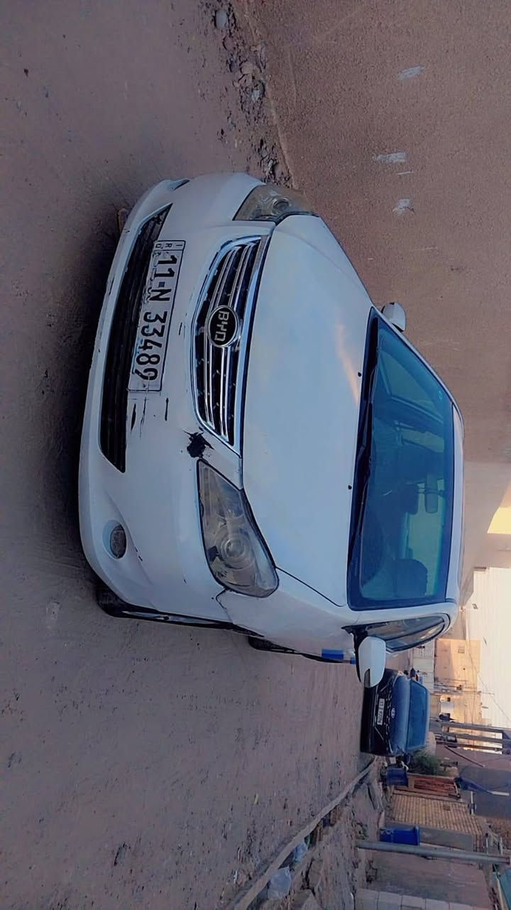 اسلام عليكم سياره بي واي دي موديل 13 G3اوتو فول مواصفات فتحه سقف بصمه كشنات جلد شاشه كاميرا تبريد شغال تدفئه رقم بغداد انكليزي بسمي مكان بغداد المعامل رقم*********** غير متواجد عل فيس واتساب أو عل عام فقط+بيها ضربه بل جاملغ الخلفي ومصلحه
