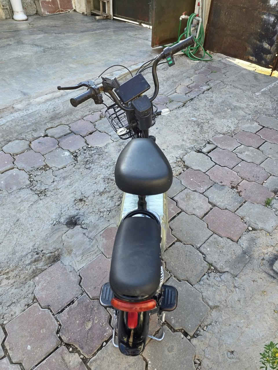 بايسكل شحن البيع 4 بطاريات بلوتوث شغال  اي عيب مابي السعر175 وبي مجال


**إذا كنت صاحب هذا الإعلان وتريد حذفه لأي سبب، رجاءا أرسل رسالة إلى الدعم الفني**