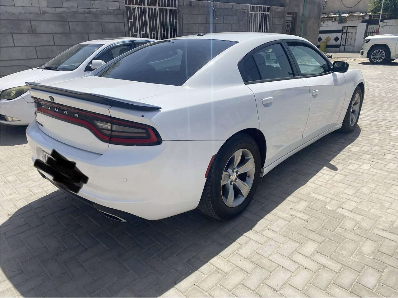 مراوس حسب القناعة  جارجر 2016 SXT فحتة بيها جاملغ مبدل وباب مصلحة نفسه،،
 السيارة بدون ايرباك ،، ماشية 100 الف ما مشتغلة خط .   رقم بغداد الدولي مكان السيارة بصرة السيارة جاهزة على اخر حباية


**إذا كنت صاحب هذا الإعلان وتريد حذفه لأي سبب، رجاءا أرسل رسالة إلى الدعم الفني**