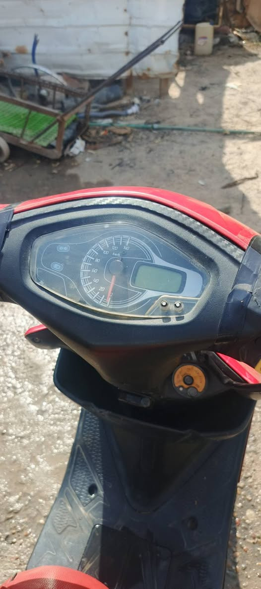 درجه لبيع سعر 250 وبيه مجال قليل جاهزه كلشي شغال كهربائيات جاهزه الرقم *********** مكان مدينه بني منصور يم الامام احمد ابن علي
