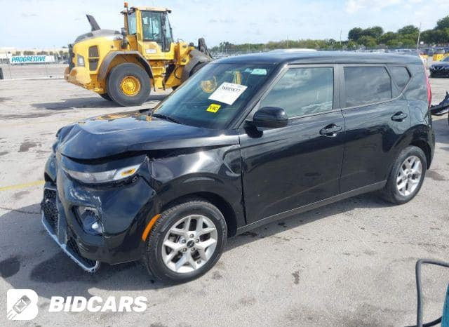 صول للبيع ماشيه 61ميل موصفات نص فول 
بدون صبغ السيارة رقم بغداد  مديل 22 سعر 144
تواصل واتس ***********
