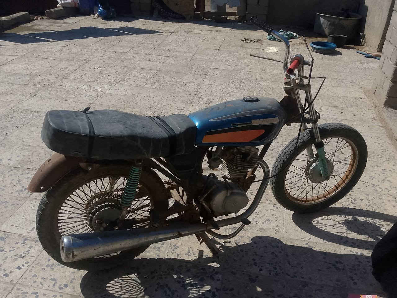 السلام عليكم دراجه للبيع السعر خاص ***********
