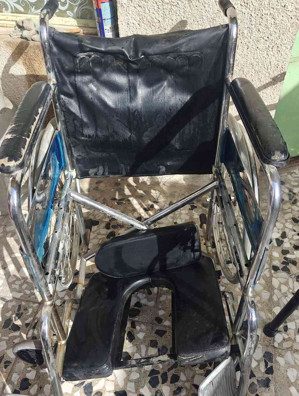 عربانه جديده استعمال قليل و عكازه رباعيه قيم بي الي يرضي الله و رسوله والله مكان بغداد بلديات ماعندي توصيل الي يشتري يجي ياخذهن اي استفسار على الخاص


**إذا كنت صاحب هذا الإعلان وتريد حذفه لأي سبب، رجاءا أرسل رسالة إلى الدعم الفني**