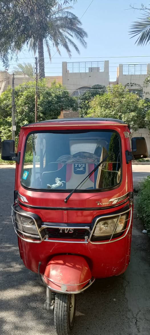 سلام عليكم للبيع تكتك تي في اس موديل 22 مرقم وسنوية رقم بغداد بسمي شرط التحويل كفالة عامه السعر 750 وبيهه مجال لشراي مكان بغداد حي الجهاد هاتف ***********
