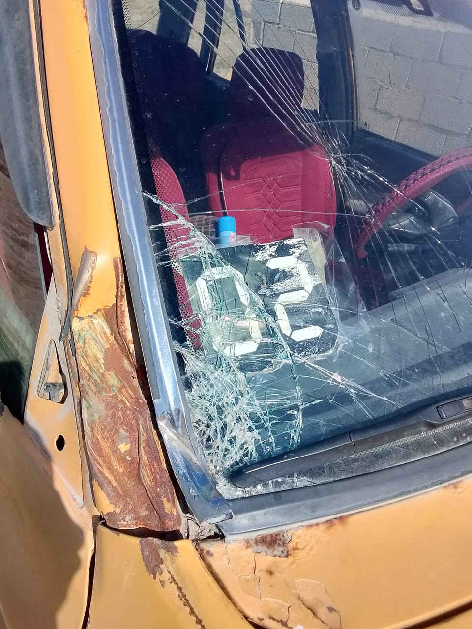 سلام عليكم ورحمه الله سايبه للبيع موديل 11 رقم بصره سياره گير ومكينه مكفولات شرط بس ملاحظه سياره بيه ظربه بل تگمه والجامه والچاملق سعر 15 ورقه وبيه مجال بسيط شراي يراسلني خاص وتحياتي لطيبين


**إذا كنت صاحب هذا الإعلان وتريد حذفه لأي سبب، رجاءا أرسل رسالة إلى الدعم الفني**