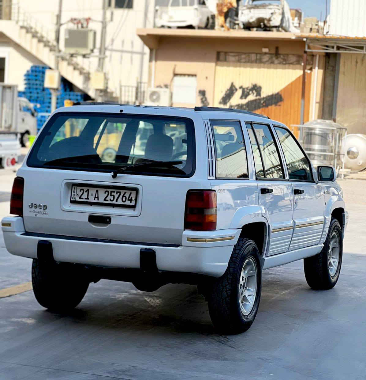 جييب بي بوياخ
بيلاد له سه ر شريكه ماوه مكينه 6بستون 
رقم سنوي به ناو خومان بشرت تحويل وكاله غرامه ***********
