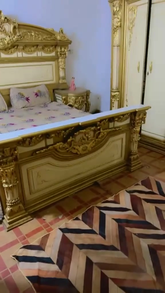 السلام عليكم 
غرفه  زان مصري  باب اول  نظيفه جدا  اي ضرر مابيها 
مع الدوشك مكانها بغداد  اي  استفسار  راسلوني خاص


**إذا كنت صاحب هذا الإعلان وتريد حذفه لأي سبب، رجاءا أرسل رسالة إلى الدعم الفني**