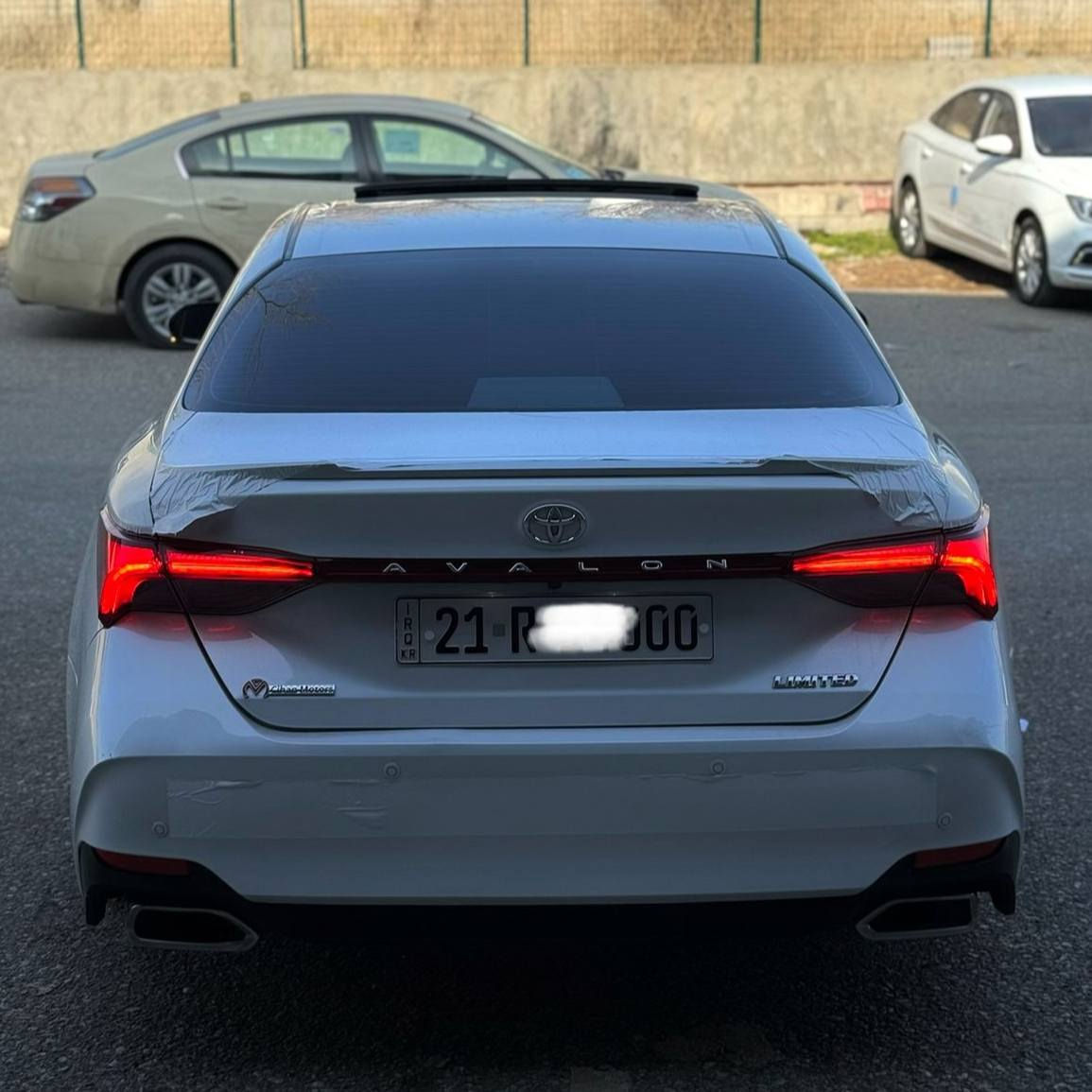 توێتا ئەڤەلۆن 2020 لمیتد مەلیک سورعە سپی سەدەف
سفری شەریکەی جیهانە ١١٥کم ڕۆشتوە 
لۆک لۆکە ماڵی دۆستە فول فول مواسەفاتە لمیتدە
چوار تایەو ویلی لۆکی لە ژێرایە
یەک چەمەلەخی دواوە بۆیاخە  
بێ ئێرباگ بە شەرت هەتا بڵێ جوانوو  فەخامەیە 

سـعـر : لە کۆمێنت داوابکە ڕاستەوخۆ بۆت دێت 📥 

گێڕو مەکینەی برخوی بانەدراوە
 چرکەی تیا نیە وەک تۆپە 
هیچ کێشەیەکی تێدا نییە 

ژمارەی خاوەنەکەی 
***********
واتساپ:***********
