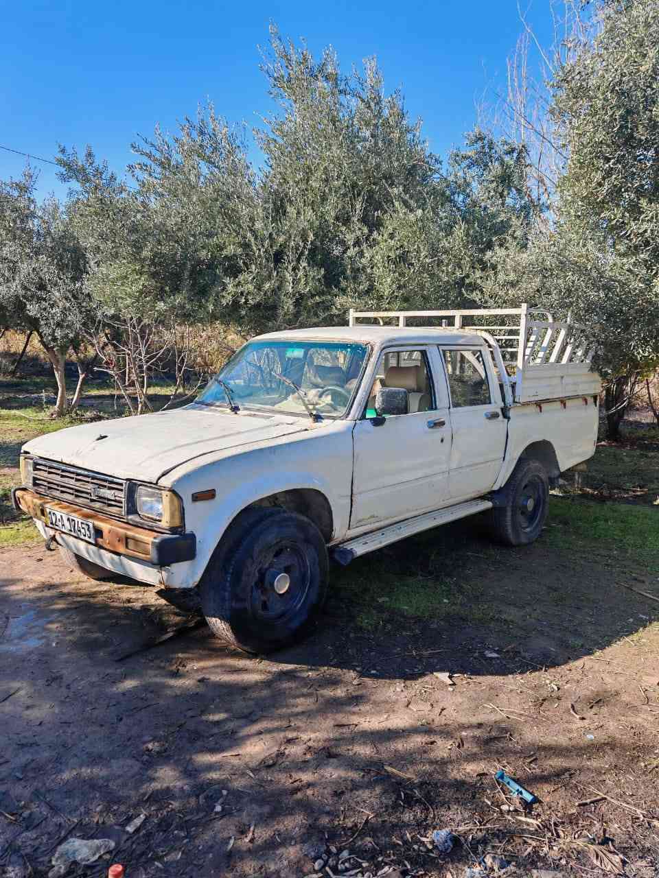 السلام عليكم..بيكم ستاوت 1981 ..شرط التحويل رقم انكليزي جديد.. كابون بانزين ...المحرك  بي كازكيت ...السعر 19 ورقة وبيهة مجال قليل ..تلفون ..***********
