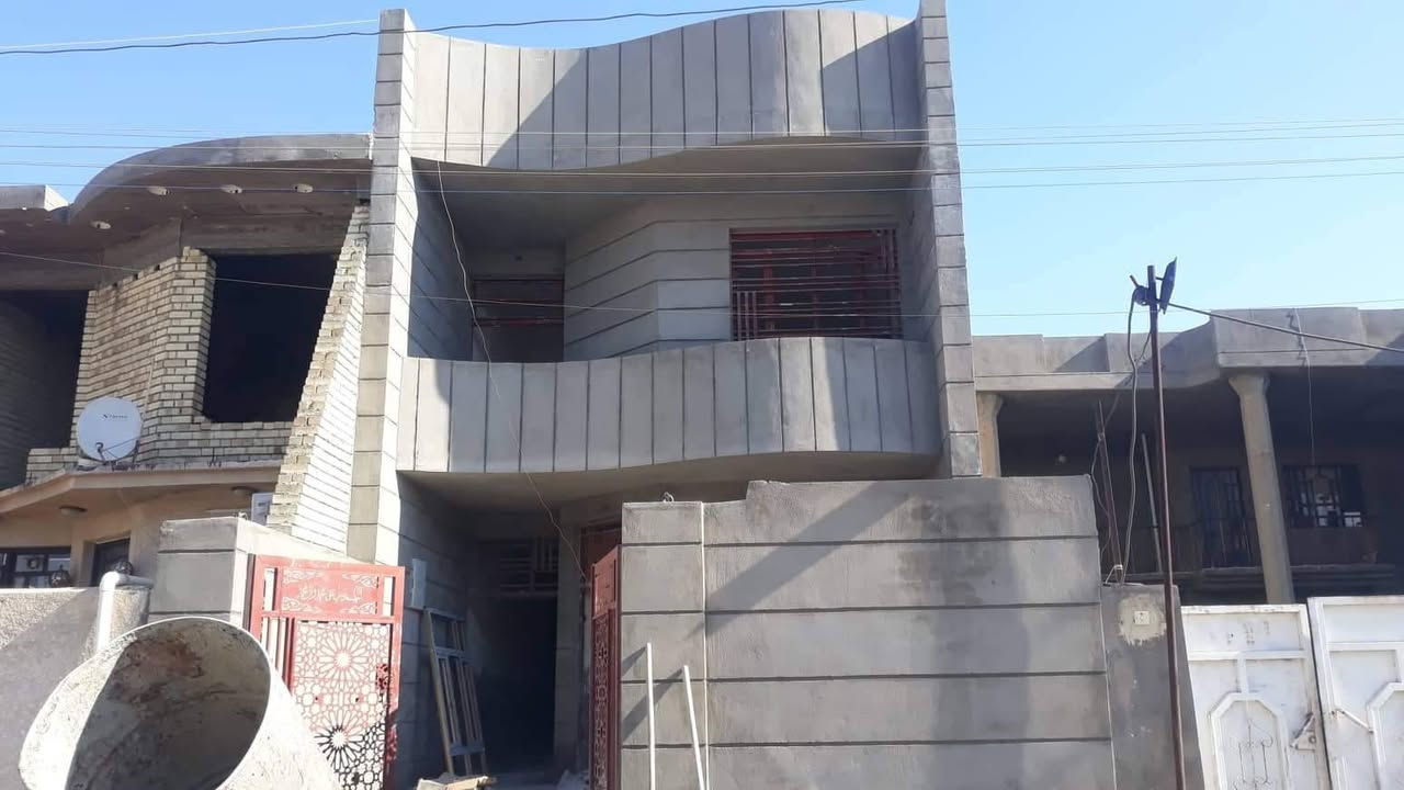 كادر لبخ متخصص  لبخ  نثر  سقل  جراره تصفير لط تشميع واجهات   ابوجاسم  الباخ  *********** بغداد المحموديه
