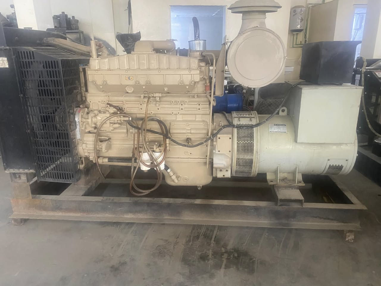 لبيع مولده كمز ٣٢٥ كيفي مامشتغل بل عراق بلادي الاتصال ***********
