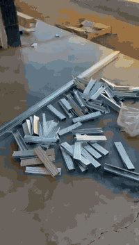 ليست العبرة بسرعة الانتهاء من العمل ولا بكثرة الانجازات ولكن بمدى اتقان العمل مختصين بعمل جميع انواع ديكورات  الجبسن بورد بتصاميم متعدده وموديلات مختلفه تناسب رغبتك باحدث الموديلات مصداقيه بالعمل والمواعيد .بانسب الاسعار
( جوده وضمان حقيقي في مواد العمل)
دقه في العمل العمل بتقنيه الليزر/اتصل واحنه نجيك للموقع/   ***********
***********   
منزل الاخ العزيز توفيق عواد ابو حارث
