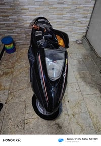 دراجه بريز لبيع دراجه حلوه ونضيفه كابريتر سلف هندر شغال كهربائية شغاله...