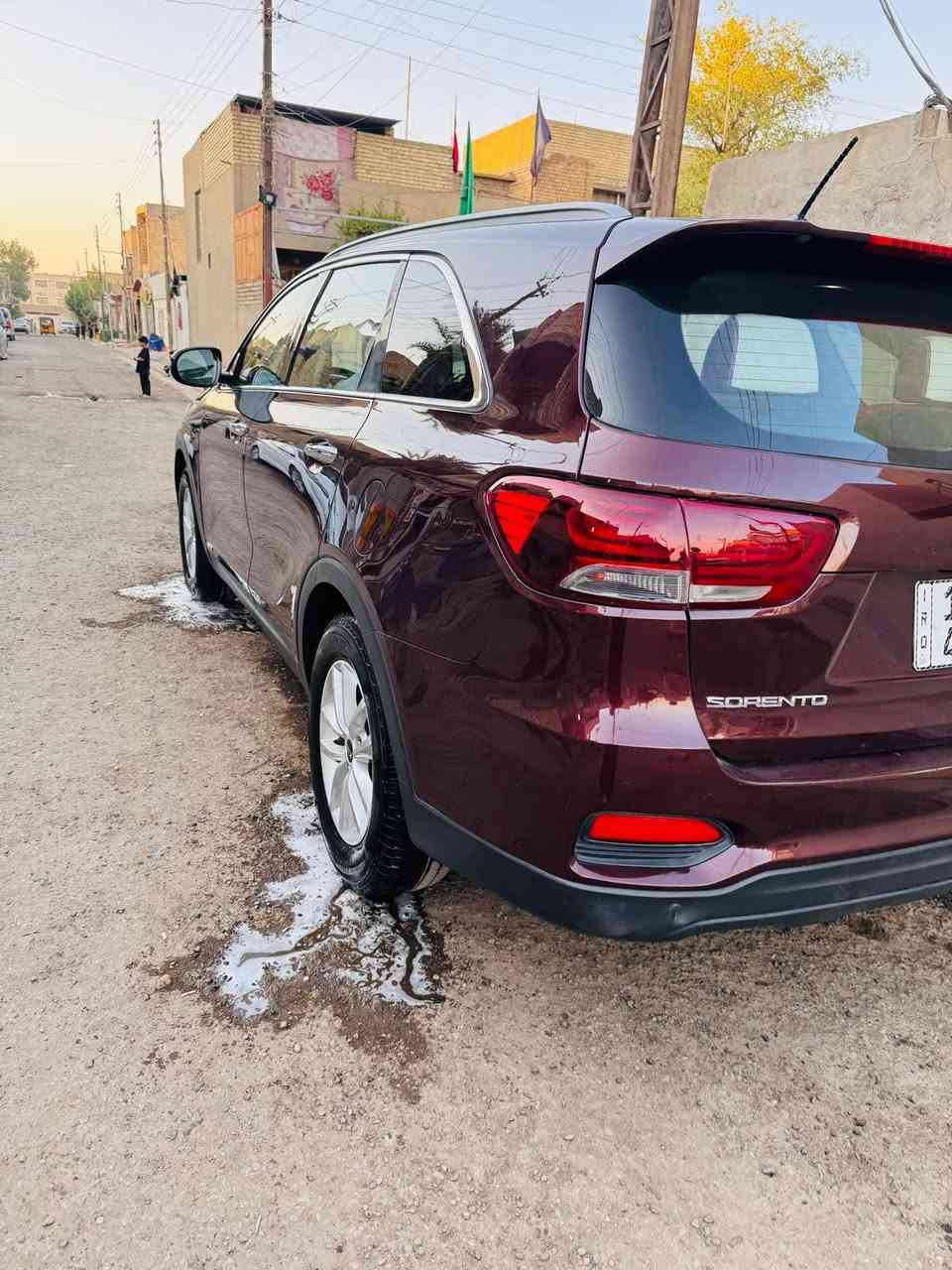 السلام عليكم سورنتو وارد امريكي فورويل موديل 2019 صور الحادث بالمنشور حادثة بس البنيد محرك 6 سلندر  محرك و كير ما مفتوح 7 راكب كامره جبيره حساسات تحكم  كشنات كهرباء ستيرن كهرباء تخم تاير حداديه جديده سياره جاهزة تبريد شغال رقم بغداد دوالي جديد سياره بسمي مكاني بغداد رقم تلفون ***********
