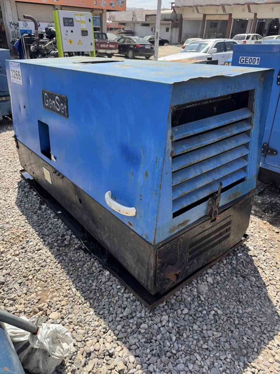 مولد بيركنز انكليزي اخو الجديد ٤ سلندر كاتم ٣٥ كيفي وارد بريطاني عنوان زاخو ***********
