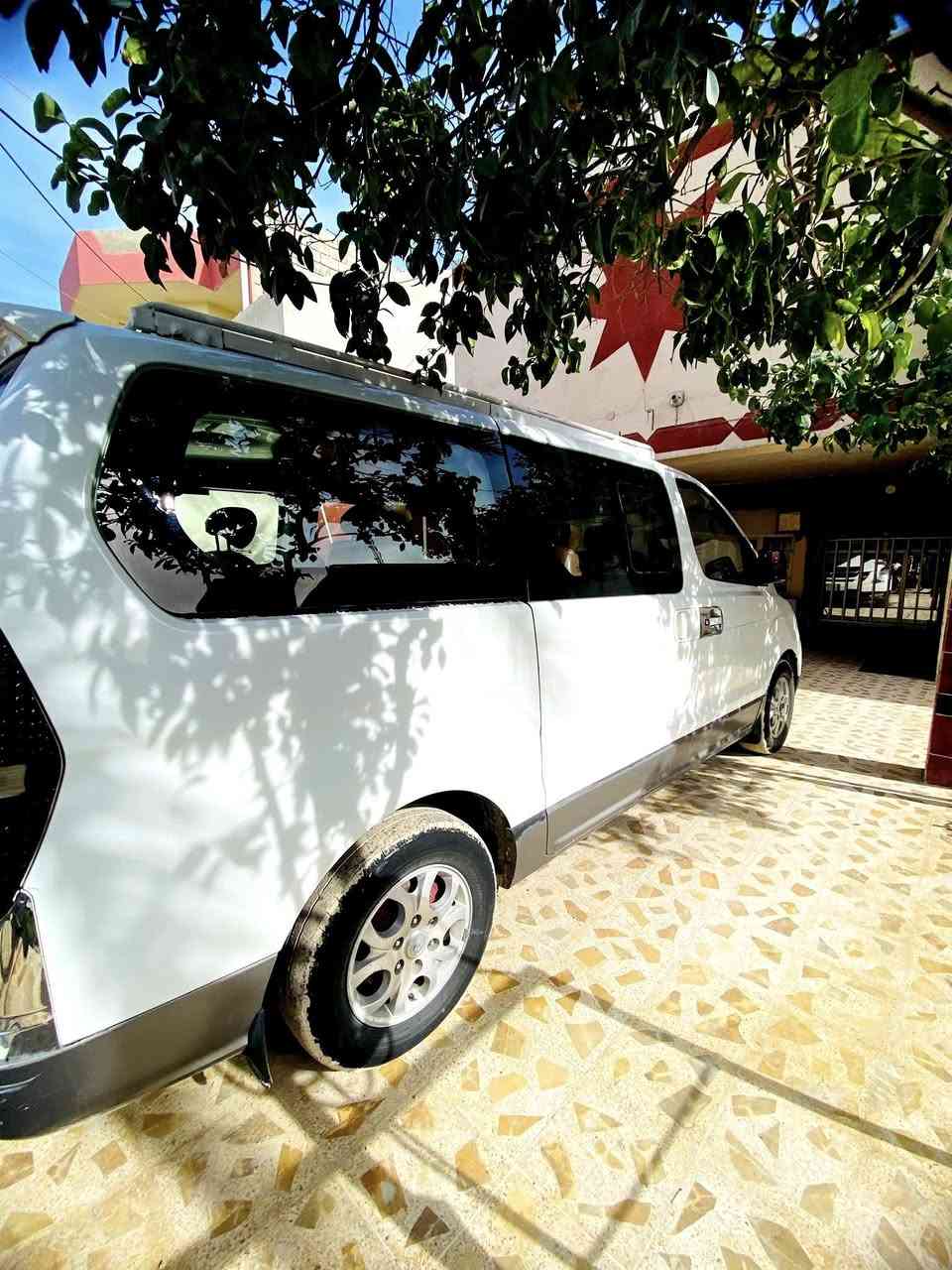 ستاركس للبيع ٢٠١٢ صلاح الدين للاستفسار الاتصال على الرقم ***********
