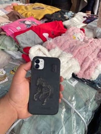 آيفون 11 عادي  ذاكرة 128  جهاز نضيف جدا  مبدل فقط شاشة تفصيخ 3 خيارات ...