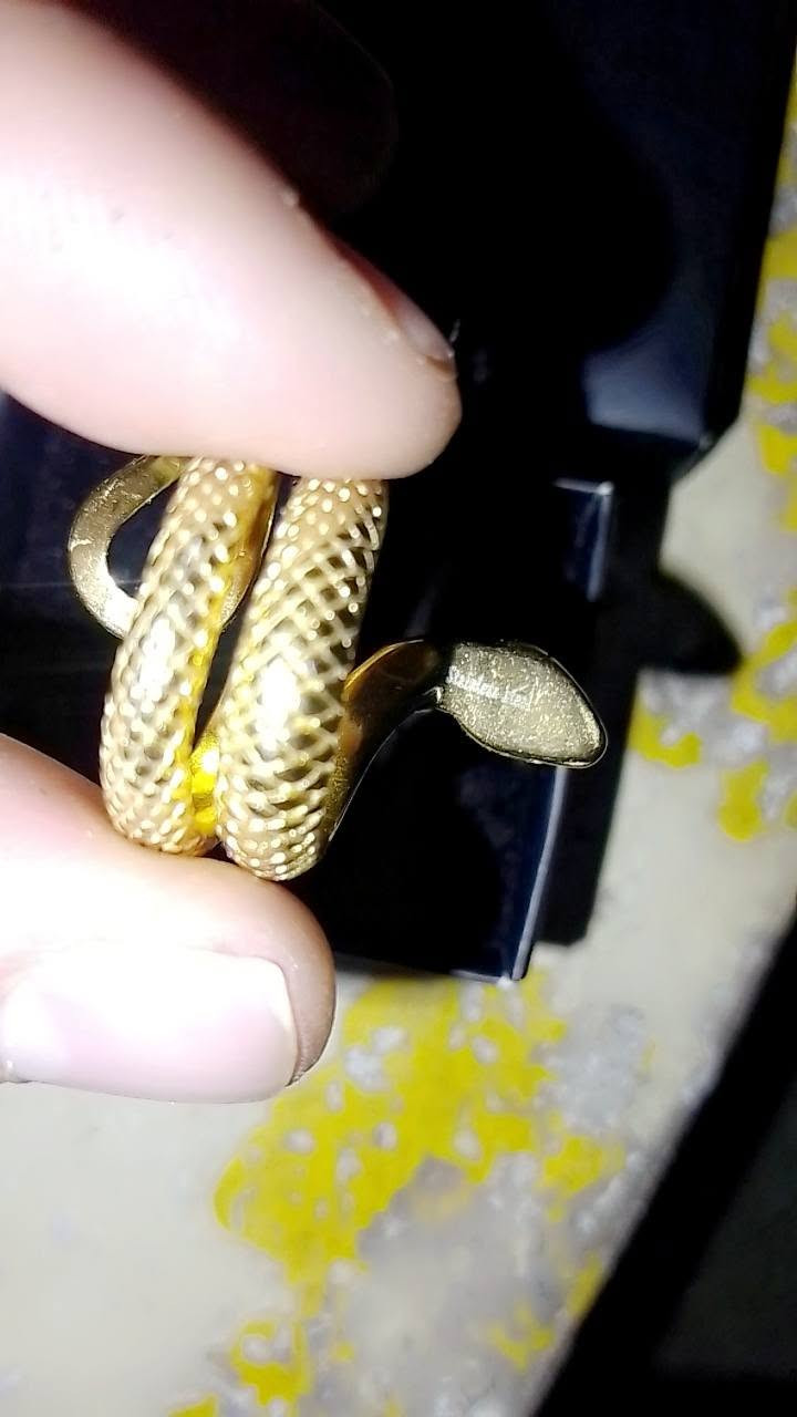 نشري ذهب كاصي بني تامو, وادي العلايق


**إذا كنت صاحب هذا الإعلان وتريد حذفه لأي سبب، رجاءا أرسل رسالة إلى الدعم الفني**