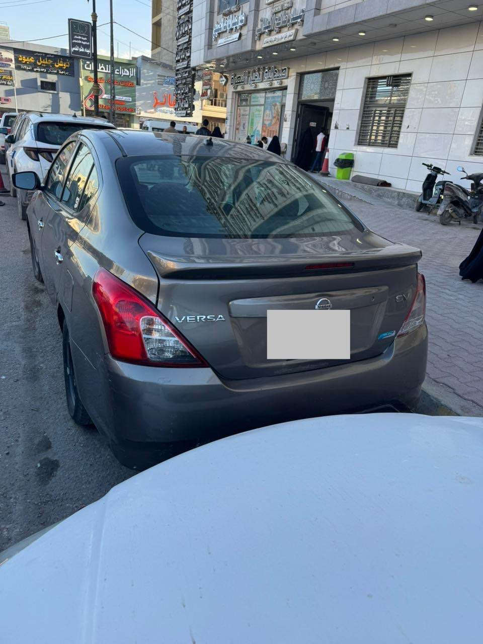 نيسان فيرسا 2016
ضربتها جاملغ امامي ايمن وعابرة قليل للبرانكيت
والجاملغ الايسر الامامي انضرب عندي شبر تقريبا
كير ومكينة نظيفات  وعلى الفحص
تبريد منظومة كاملة 
بيها جم زلغ للتوضيح
رقم بصرة حرة بأسمنه 
السنوية للـ29 بشهر السادس
للتواصل 
السيارة متواجدة بالبصرة 
بريهة قرب جسر المحاكم

*********** البصرة, العراق
