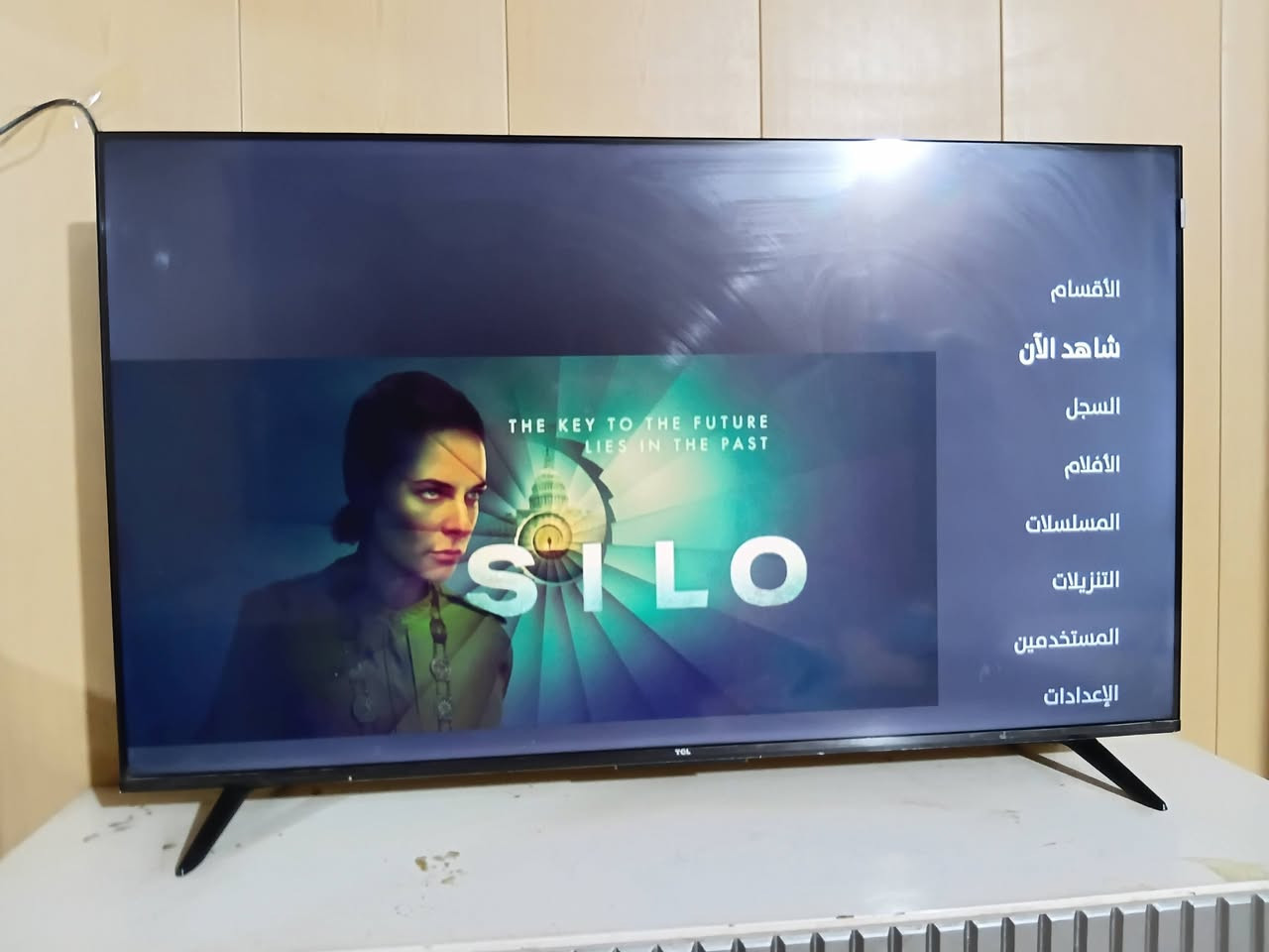 شاشه TCL  حجم 50 مستعمله شهرين فقط نظيفه جدآ وضمان بيها
السعر 350 الف 
مع برامج كرة قدم أفلام ومسلسلات كامله 
أتصال ***********
أو مراسله على خاص
