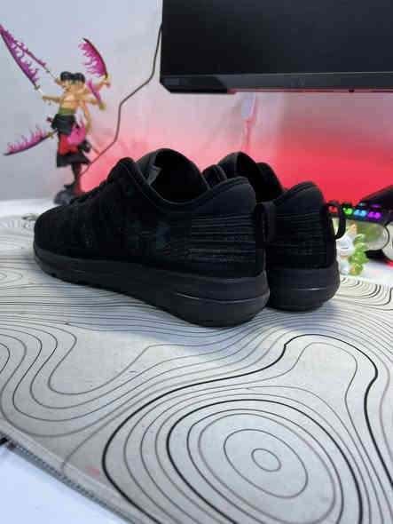 أندر إرمر اصلي  وزن ريشة وكاله صنع ڤيتنامي نضافه 💯 إذا مو اصلي مرجوع وي المندوب وبدون متدفع شي قياس 46 يلبس 45 
سعره 50 ألف قفل مع توصيل يصير 55 رجائاً💕💕
واتساب ***********
