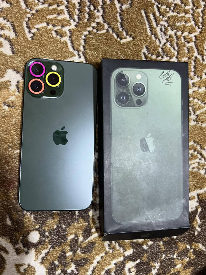 ايفون 13 برو ماكس زيتوني فول نضافه مكفول ذاكره 256بطاريه94 كارتونه ولكيبل ما مستخدم مكاني البصره القبله الشراي يجي واتساب ***********
