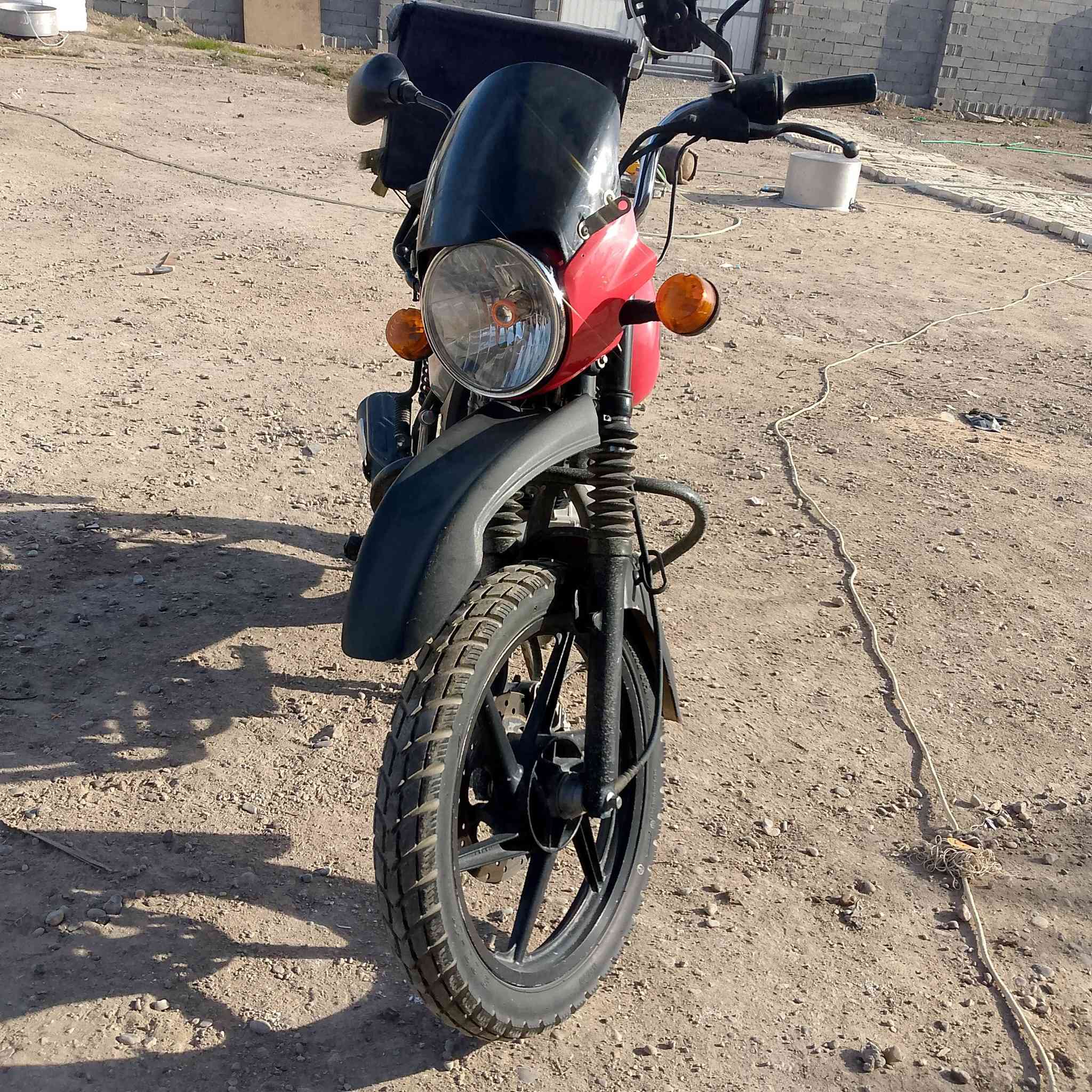 سلام عليكم بوكسر موديل 23 بس مسجله 22 بل سنويه
مرقمه وكامله ثاني يوم تحويل دراجه تخبل محرك برغي ما مفتوح بي وين ما تريد افحص اترايك الا كربلاه سعر مليونين 250 وبيهه مجال حك الجيه لي مو شراي لا يتعبني بغدادتقاطع درويش

***********
