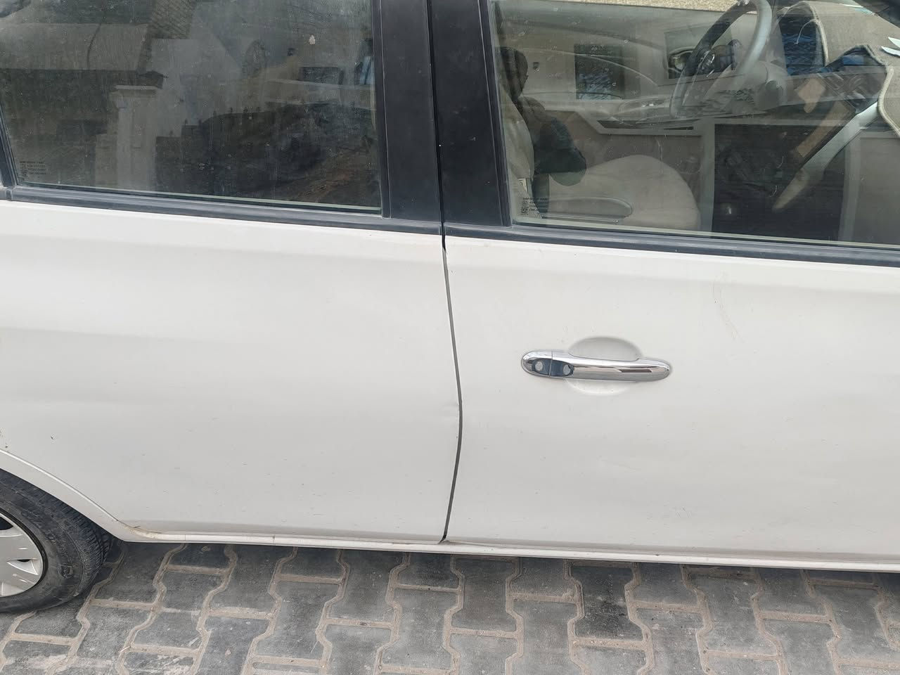 سلام عليكم نيسان سني موديل 2019 بايته زركة ماشيه 87 الف سياره مابيها صبغ بيها فقط تكحيل الجاملغ وبيها طخه بسطه بل جنطة ورصعات سياره نظيفه محرك تبريد كير خير من الله السعر المطلوب 105


**إذا كنت صاحب هذا الإعلان وتريد حذفه لأي سبب، رجاءا أرسل رسالة إلى الدعم الفني**