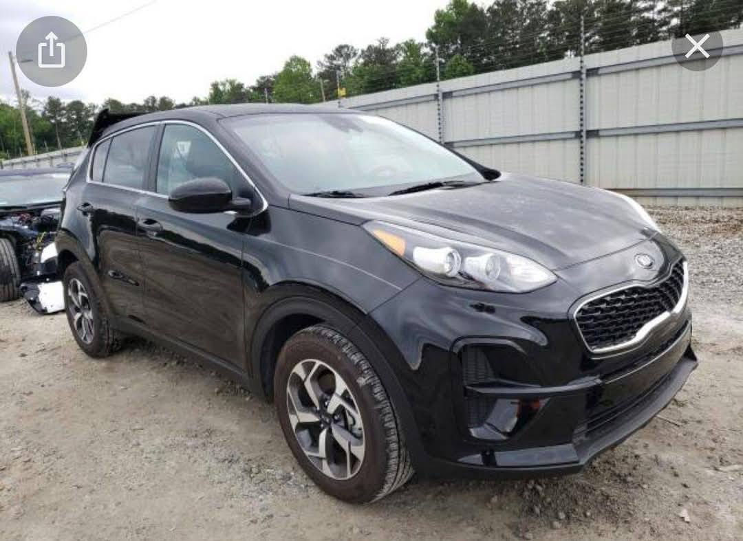كيا سبورتج 2020 للبيع
وارد امريكي حادثهة صندوك فقط ومبدلة وصور الحادث مرفقة
محرك بنزين  2400 
لون اسود - ماشية 50 كيلو متر
السعر/ 193 وبيه مجال قليل
مواصفات : 
رادار أمامي / تبريد قطعتين/  لايتات أمامية هالوجين / اضاءة LED نهارية / درايف مود ثلاث انظمه قياده / شاشة / كاميرا خلفية / منفذ USB / تحديد مسار / ABS بعد هواية مواصفات

ايرباكات سليمة
محرك وكير مكفولة

رقم اربيل بأسمي شرط تحويل

العنوان : بغداد/ القاهرة
رقم التواصل والوتساب ***********
