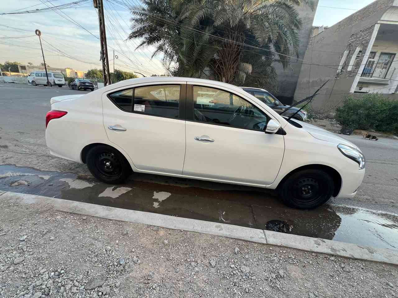 سلام عليكم نيسان سني مصري كفاله عامة السياره سنويه ورقم جديده باسمي ماشيه ٣٨موديل ٢٠٢٤جديده مواصفات شاشه كامره تحكمات مكان السياره بغداد عارضه١٣٠وبيه مجال بيع فقط بدون مراوس للاستفسار ‭٠٧٧١ ٢٧٨ ٧٠٤٤‬
