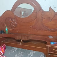 غرفه نوم • ضخمه • تحتاج ترتيب