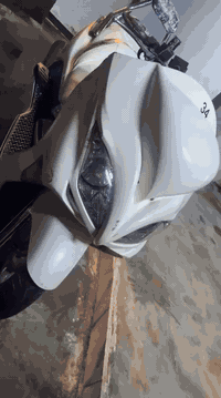 دراجه كامله مكان ديالى مو شراي لاتعبني ماريد اذكر التفاصيل لأن هواي كامله متعبك السعر مليون قفل ***********
