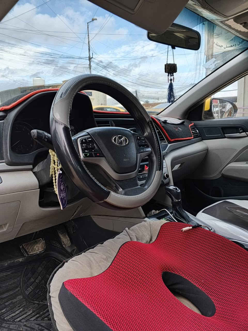 السلام عليكم نتره موديل 2018ضرار جملق وبند وراس اضصي محرك 20معمر ريمن كير ايتي شرط التحويل مكان موصل هيه وغرمات صفر *********** سعر 125وبيها مجل شوي
