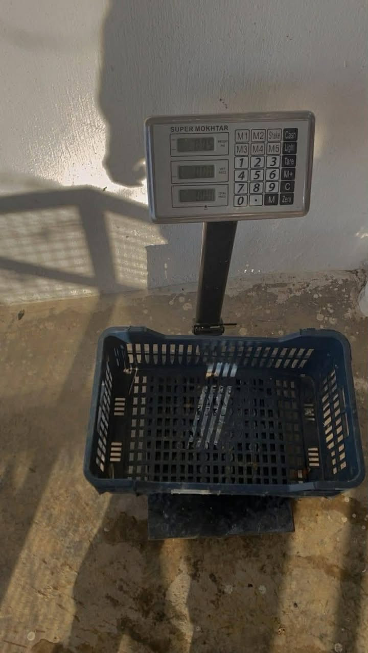 غرض للبيع منویرید خبار علی رقم ***********
