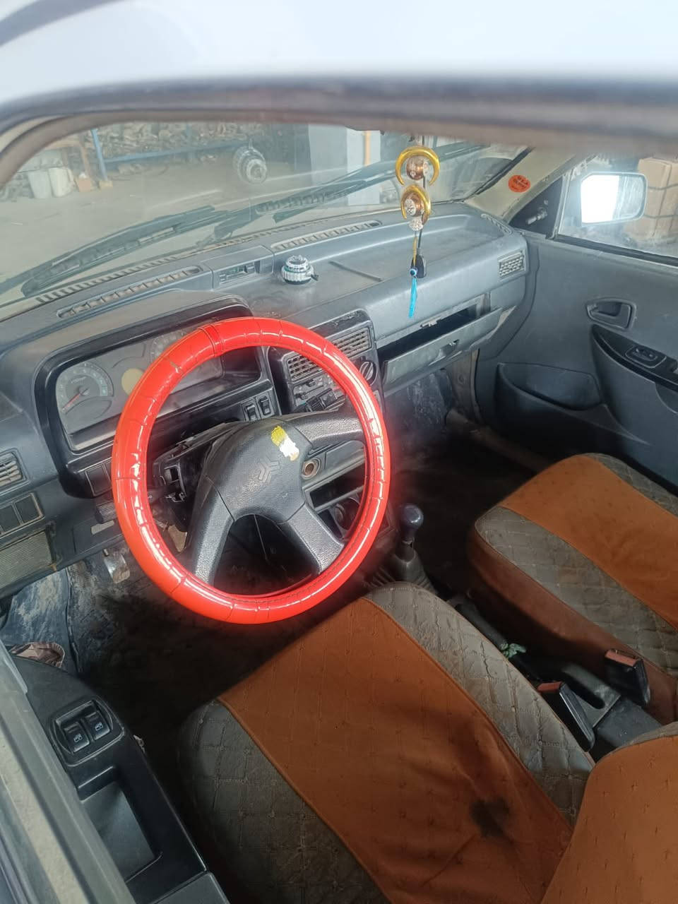 عندي  سايبه  راح افصخها  اريد اصقطها بيه مكينه جديده كسر كارتون توه شادينه قبل عشرين يوم  الي  يريد اغراض سايبه يتصل بيه وبلخدمه ***********
