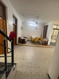 للبيع الدوره حي الطابقين منطقة المعدات 150 متر  07838709882 0773620988...