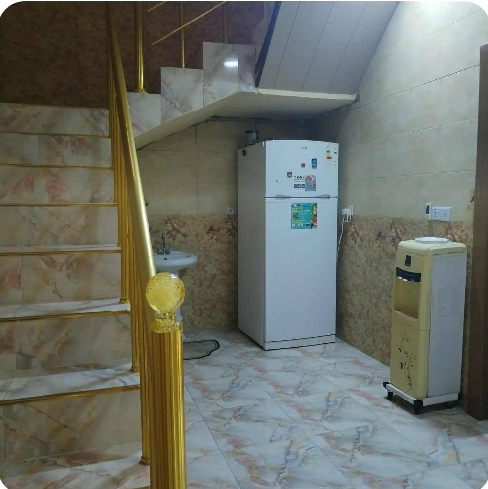 #اعلان مشتمل للبيع بامام عباس

المساحه ١٠٠متر طابقين

نوع العقار زراعي

الموقع يم المشروع مال مي قرب شارع العام

يحتوي طابق اول ع غرفه وهول واستقبال ومطبخ وصحيات
وطابق ثاني يحتوي ع غرفتين وهول وصحيات

للاستفسار خاص  او اتصل ***********
شعندك للبيع تريد تعرضه بكل انحاء خانقين تفضل خاص
