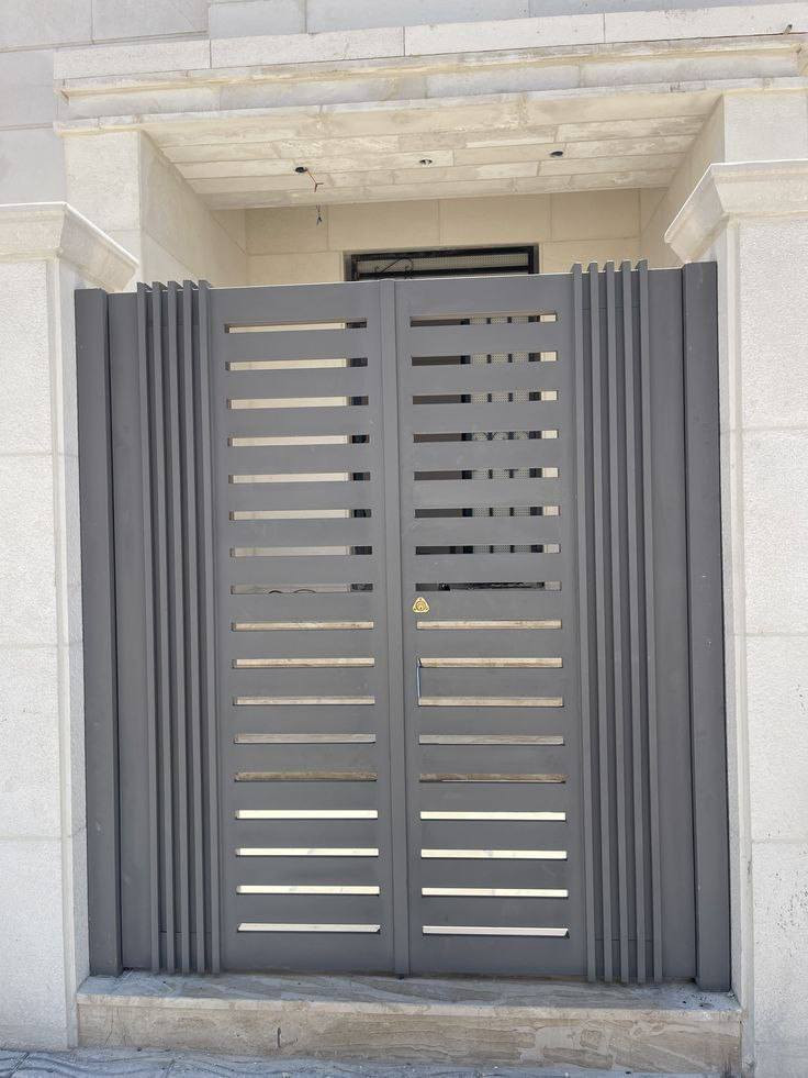 ✨ باب بيتك هو أول انطباع… خلّه مُبهر 👌

إذا تدور على أبواب خارجية مودرن تجمع بين: 

✔️ الفخامة
✔️ المتانة
✔️ التصميم العصري

إحنا نوفر لك تصاميم تناسب كل الأذواق 👇
🔸 خامات عالية الجودة تتحمل كل الظروف
🔸 ألوان وتشطيبات حديثة 
🔸 تفصيل حسب الطلب وبأدق التفاصيل

💥 لا تخلي بابك عادي… خله يعكس ذوقك وهيبة بيتك
📩 راسلنا الآن واحجز بابك 

📞 استشارة مجانية + عرض خاص لفترة محدودة
***********

عنوانا | بغداد | حي القاهرة

#أبواب_مودرن #أبواب_خارجية #ديكور #تصميم_منازل #العراق #بناء
