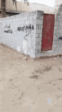 قطعه 50 متر الواجه 5 النزال 10 حي السجاد الثاني اول فرع خلف صيدليه حور العين السعر ***********
