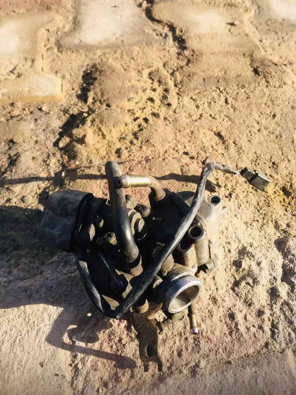 سلام عليكم كابريتر ماكس120شغاله للبيع 30الف مكاني دوانيه قضاء الشاميه ***********
