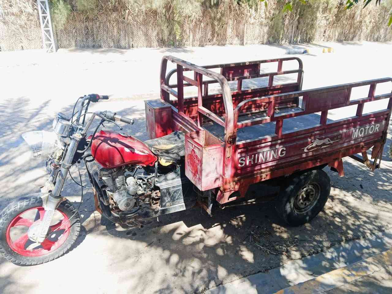 سلام عليكم ستوتة للبيع موديل 16 محرك 21 اوراق ضايعة ستوتة خير من الله كبل للشارع السعر 650وبيهة مجال قليل المكان ديالى بعقوبة بهرز ***********
