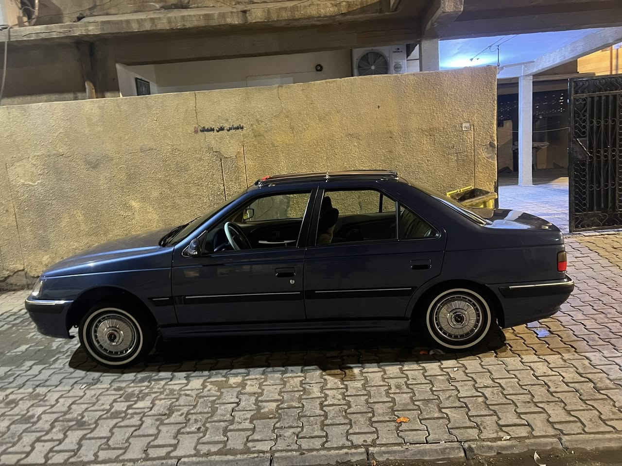 السلام عليكم بيجو بارص مديل 2024كفاله عامه تخم تاير جديد حداديه جديده ماشيه ثلاثه او اربعين الف العنوان البصره مشراق القديم 
الرقم:***********
السعر خاص
